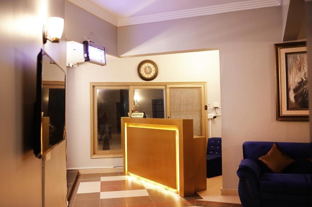 Diamond Lodge การาจี ภายนอก รูปภาพ